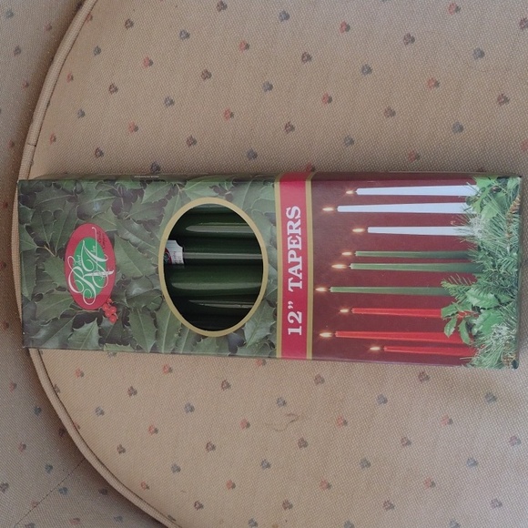 Robert Alan Candle Company 12" Tapers Candles Hunter Green - Picture 2 of 6